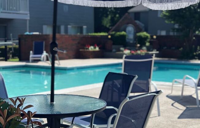 2 beds, 1 bath, 900 sqft, $1,051, Unit 14H