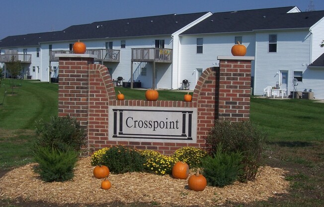 Crosspoint (3967-3975 Amelia Ave.)
