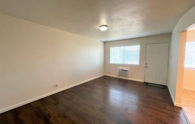 2 beds, 1 bath, 645 sqft, $1,350