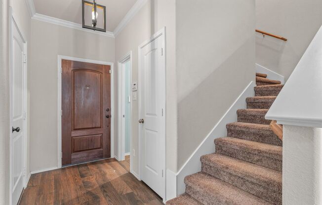 220 Chickadee Ln, Leander, Texas 78641
