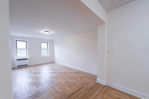 2 beds, 2 baths, 1,100 sqft, $2,900, Unit 5M