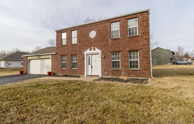 Beautiful Colonial Style Contemporary Home in South Columbia!