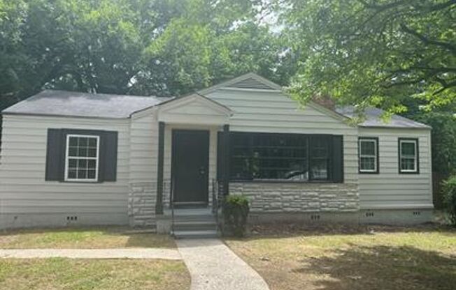 Spacious 3-Bedroom Home with 1-Car Garage
