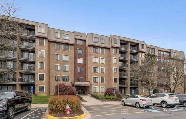 SPACIOUS Bright UNIT.