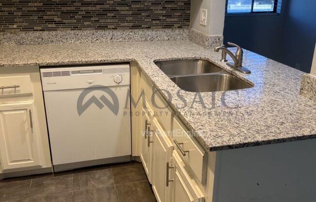 2 beds, 2 baths, 846 sqft, $995, Unit 274