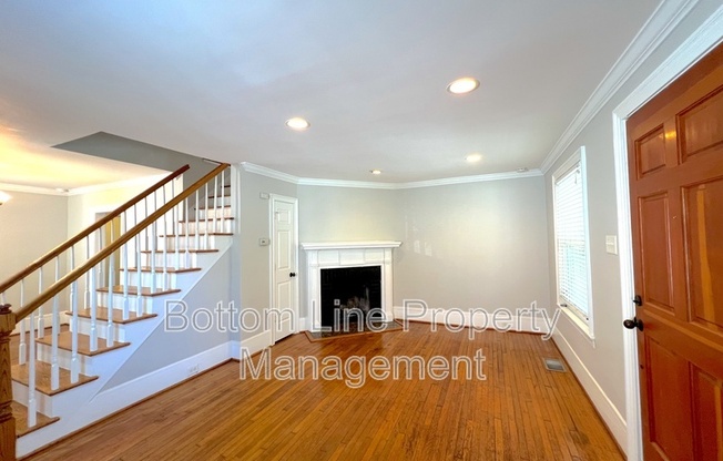 2119 KIRKWOOD AVE