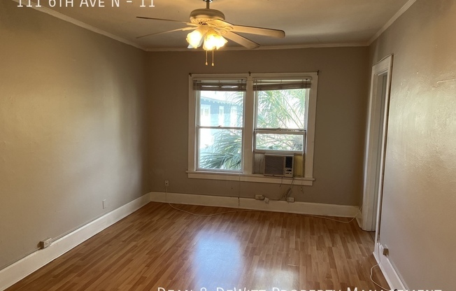 111 6 AVE N