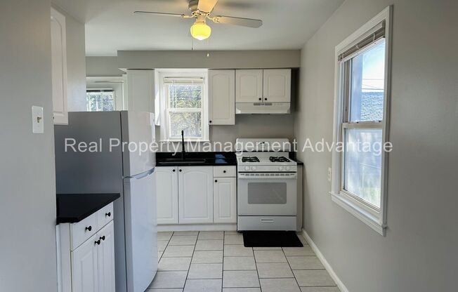 2 beds, 1 bath, $1,345