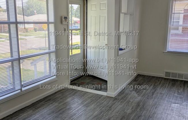 11941 Miami 3bed/1.5 bath with new kitchen great bonus room located in Boynton