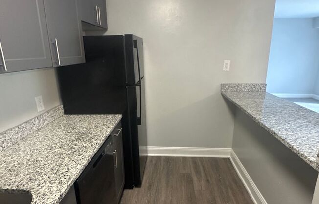 3 beds, 2 baths, 1,300 sqft, $2,440, Unit 3331 #103
