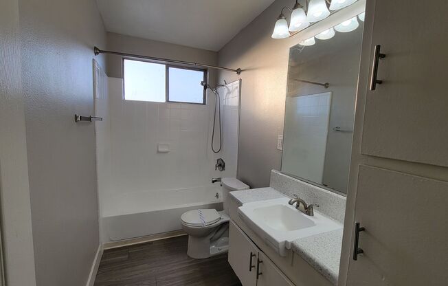 2 beds, 2 baths, 1,000 sqft, $2,620, Unit D54