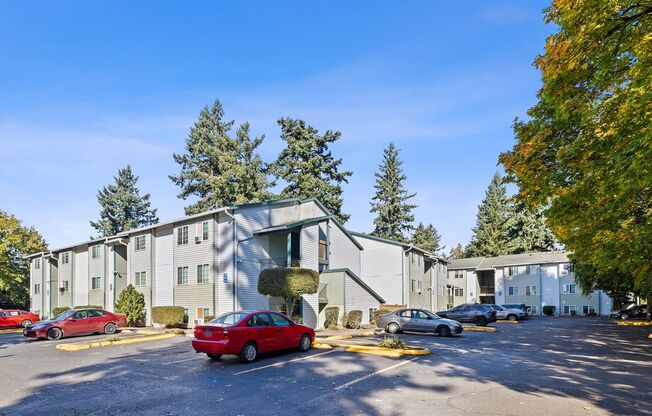 1 bed, 1 bath, 690 sqft, $1,200, Unit 201
