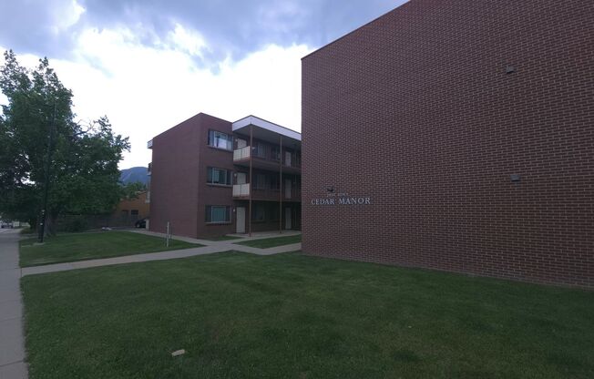 2845 Broadway Street