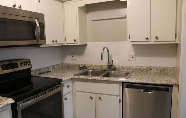 Monteclaire Apartments