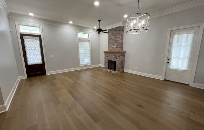 Stunning 4 bedroom, 3 bathroom 2 story home located in Baton Rouge, LA
