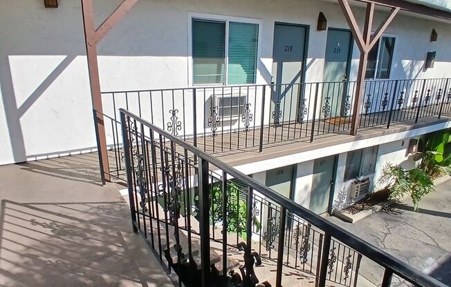 8200 Wilshire K2 LLC