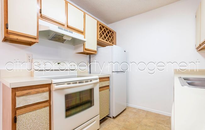 1 bed, 1 bath, $1,300, Unit Unit 213