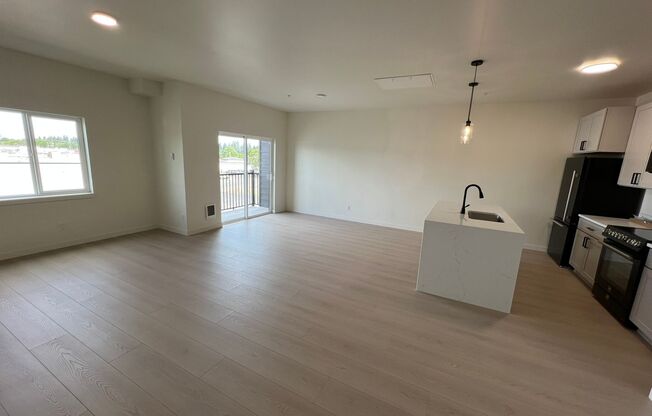 1 bed, 1 bath, 800 sqft, $1,825, Unit 301