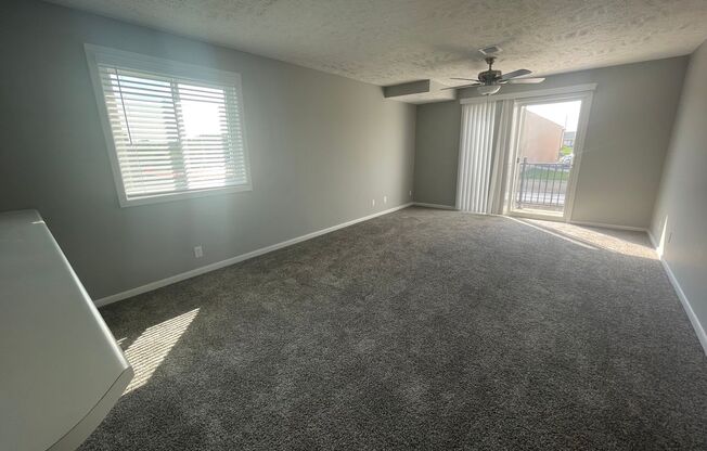 1 bed, 1 bath, 631 sqft, $1,000, Unit 1503-16
