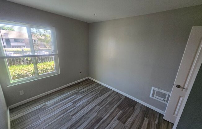 4 beds, 2 baths, $3,500, Unit Unit 113