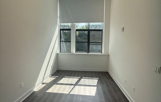 2 beds, 1 bath, 765 sqft, $1,500, Unit Unit 419