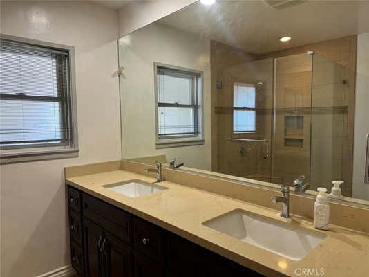 3 beds, 3 baths, 2,029 sqft, $4,200