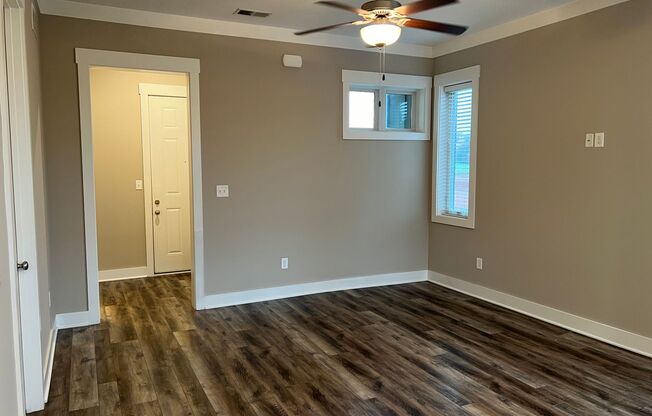 1 bed, 1 bath, 780 sqft, $960, Unit 124