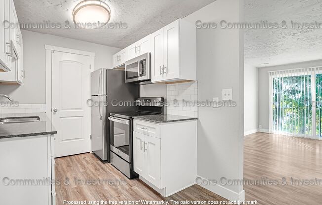 2 beds, 1 bath, 840 sqft, $1,195, Unit #15