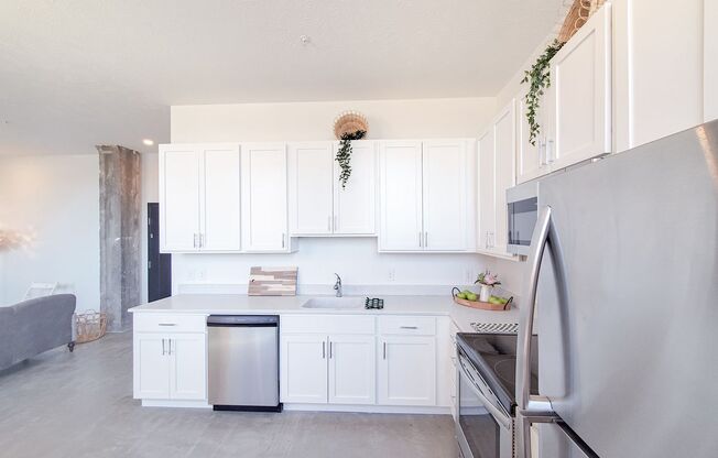 1 bed, 1 bath, 760 sqft, $1,345, Unit B204