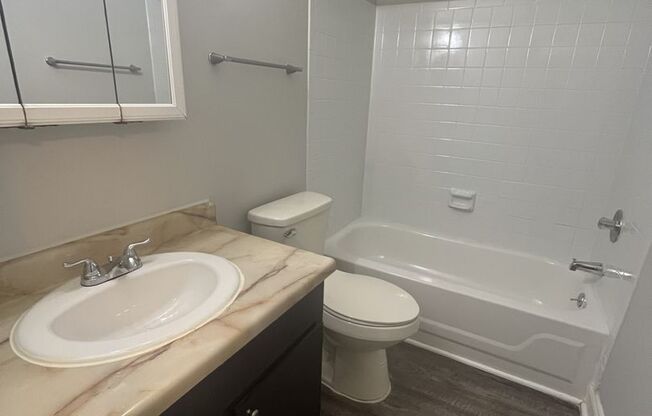 1 bed, 1 bath, 646 sqft, $785, Unit 350A