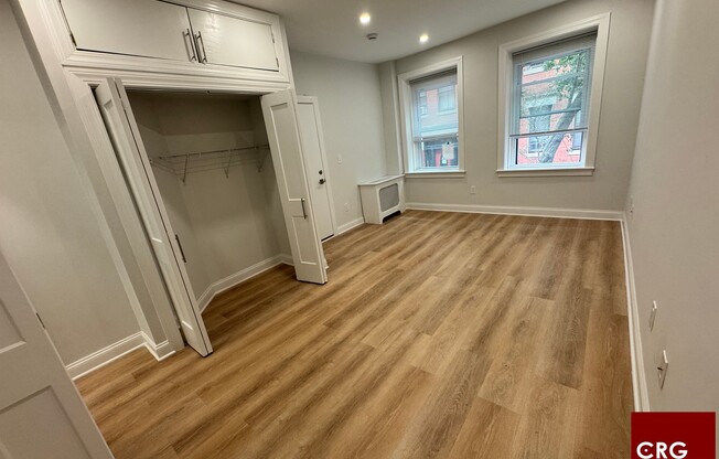 100 MYRTLE ST