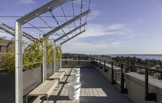4730 California Apartments Rooftop Deck