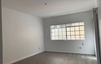 2 beds, 2 baths, 1,300 sqft, $4,195