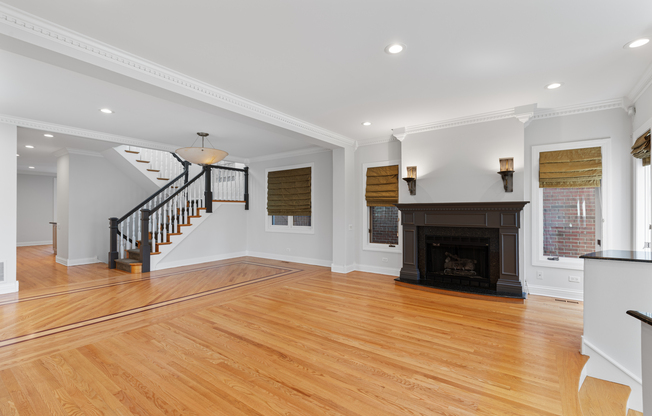 2725 MAGNOLIA