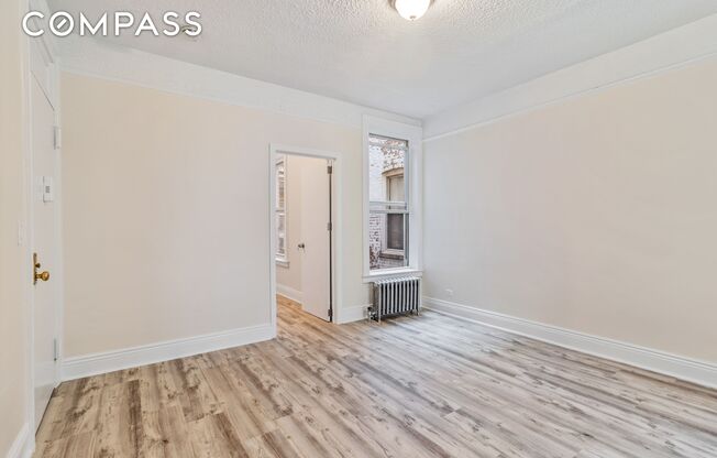 1 bed, 1 bath, $2,560, Unit 2