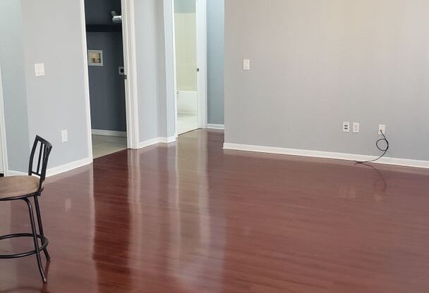 1 bed, 1 bath, $1,650, Unit Unit 341