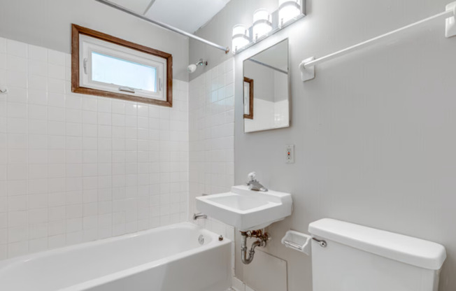 1 bed, 1 bath, 557 sqft, $975, Unit 233-308