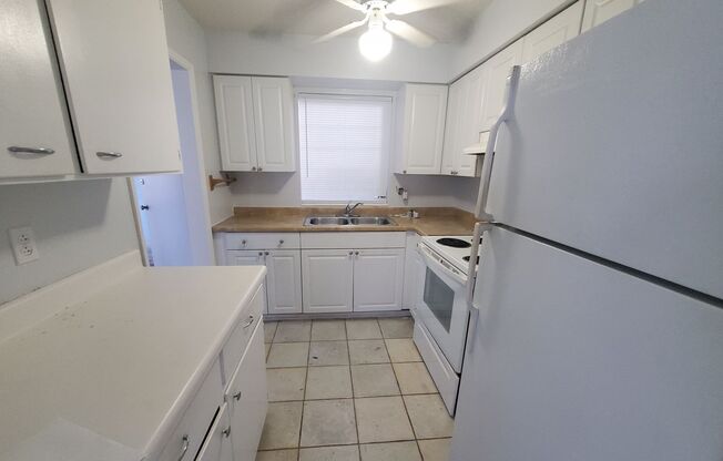 1760 NE 52nd Street