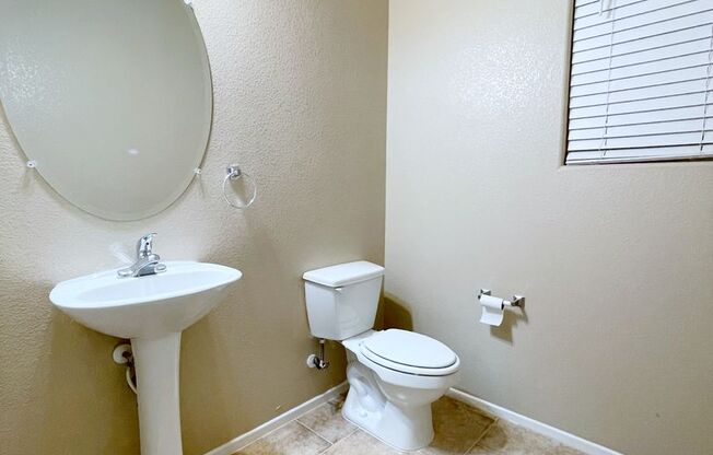 Spacious Living, Granite Counters, Great Location!