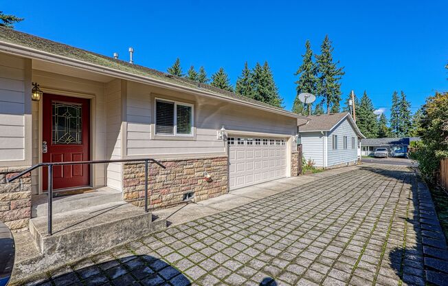 17138-17146 NE Oregon St