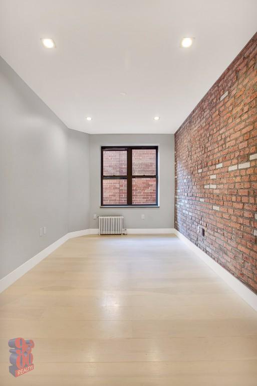 195 Stanton St, New York NY 6C