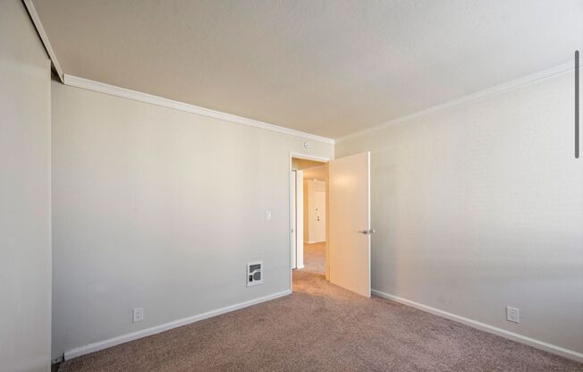 1 bed, 1 bath, 672 sqft, $1,970, Unit 114