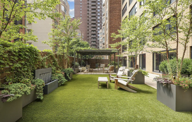 1 bed, 1 bath, 778 sqft, $5,999, Unit 14H