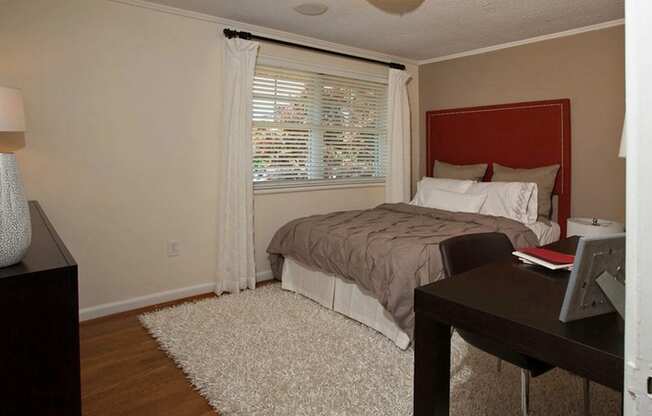 Gorgeous Bedroom at Glen Lennox Apartments, Chapel Hill, 27514