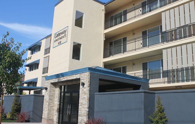 1 bed, 1 bath, $2,695, Unit 104