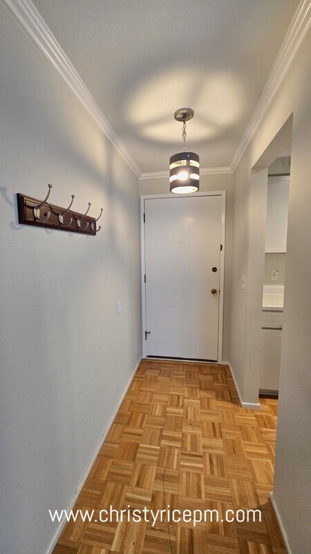 11010 NE 68 ST