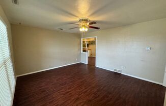 3 beds, 1 bath, $1,095