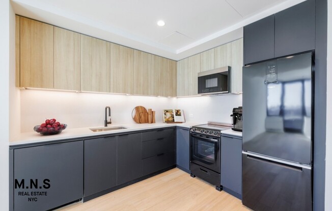 1 bed, 1 bath, $4,110, Unit PH-102