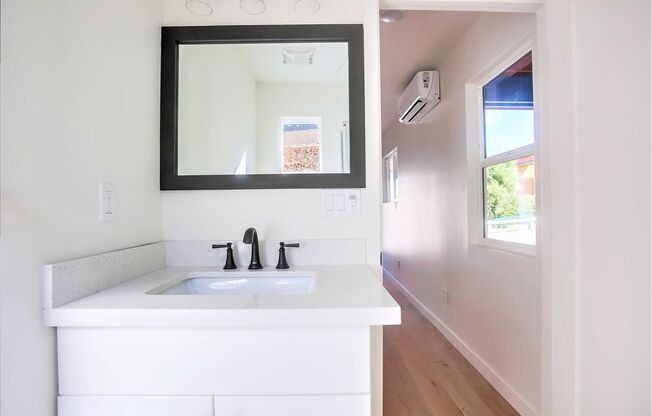 Studio, 1 bath, 250 sqft, $1,745, Unit 23