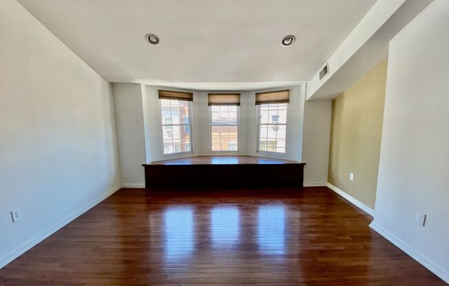 1 bed, 1 bath, $1,600